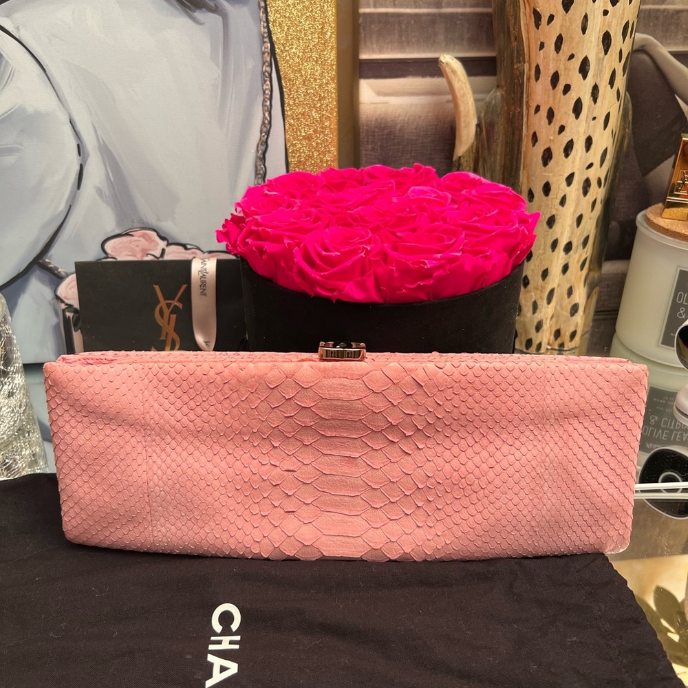 Chanel pink python clutch - Picture 2 of 10